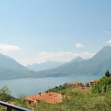 With Lake View Just Close To Restaurant * Perledo